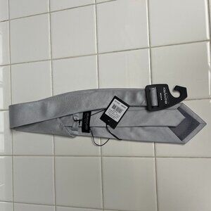 Hollywood Suit neckwear